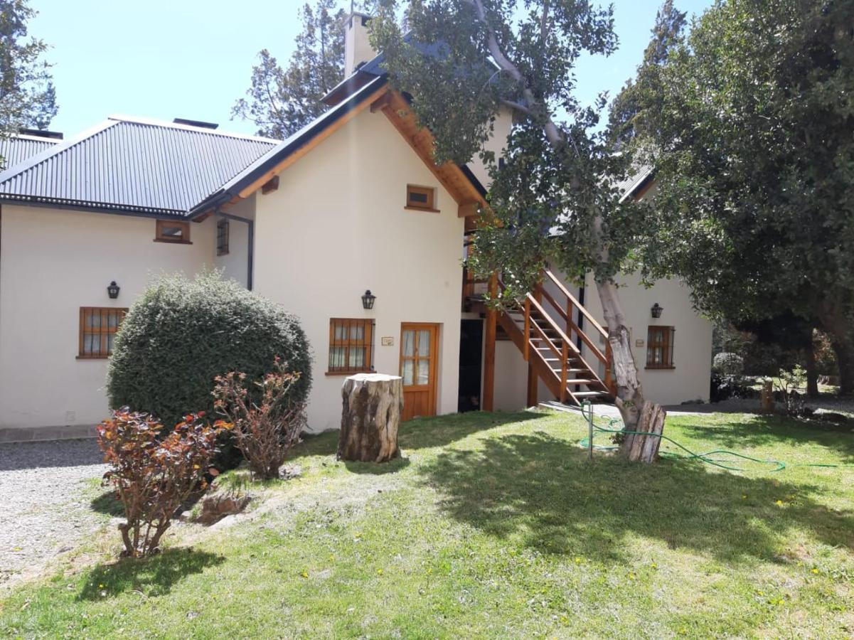 Apart Hotel Bungalows El Viejo Cipres San Carlos de Bariloche Exterior foto